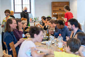 7 cIw-gemeinsames-Essen-Annette-Sense-web.jpg