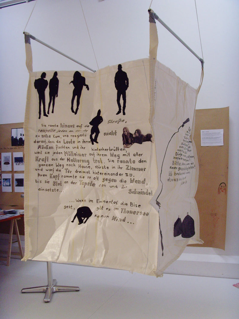 2 big_bag_kopfgegendiewand w.jpg